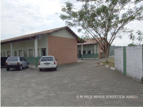 Escola Municipal Maria Aparecida de Abreu